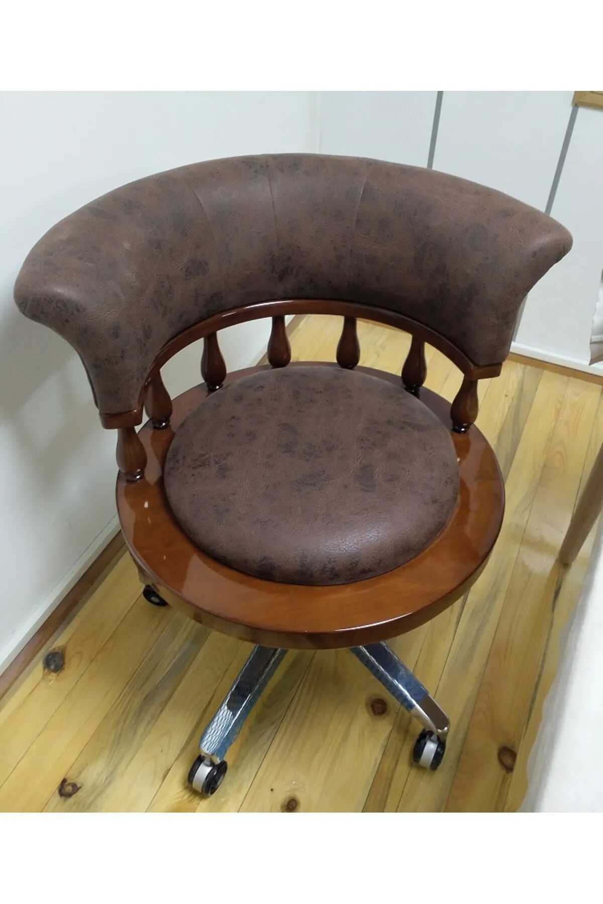 MMS AHŞAP AHŞAP BÜRO VE ÇALIŞMA KOLTUĞU